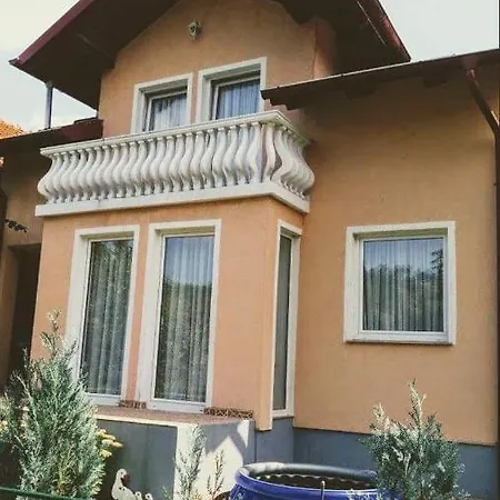 Villa Una *